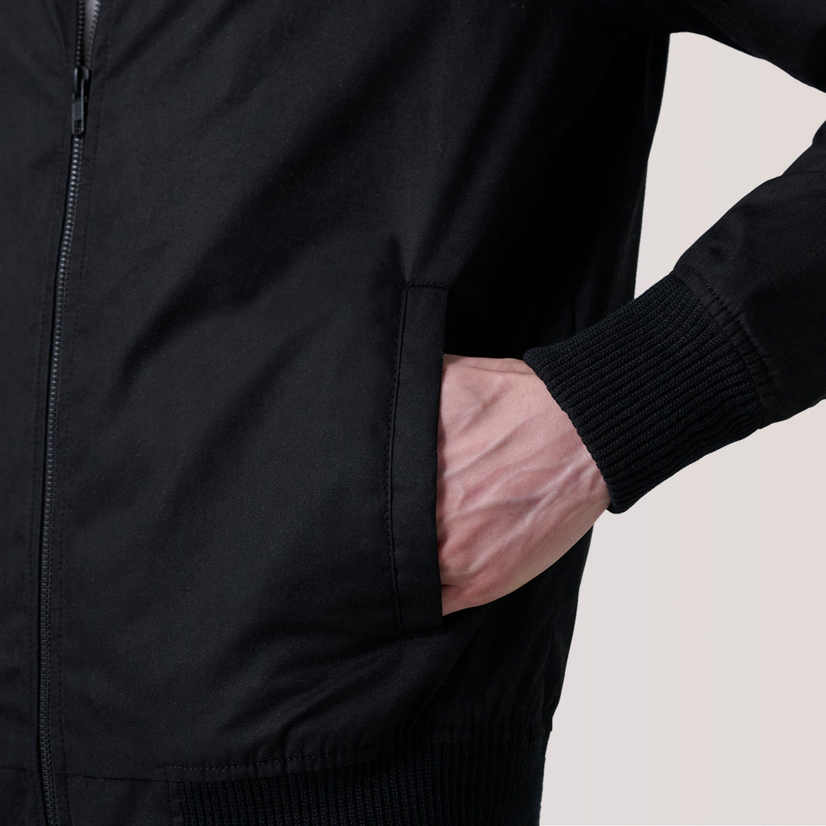 Vista interna Showing Flannel &amp; Dual Inside Utility Storage Pockets