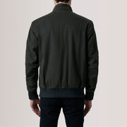 Dettaglio ravvicinato of Snap Button &amp; Zipper Hardware on Morrison Olive Canvas Bomber in Pelle da Uomo For Men