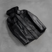 Zipper &amp; Hem Craftsmanship Construction Detail on Men's Moulder Hooded Nero Giacca in Pelle da Uomo