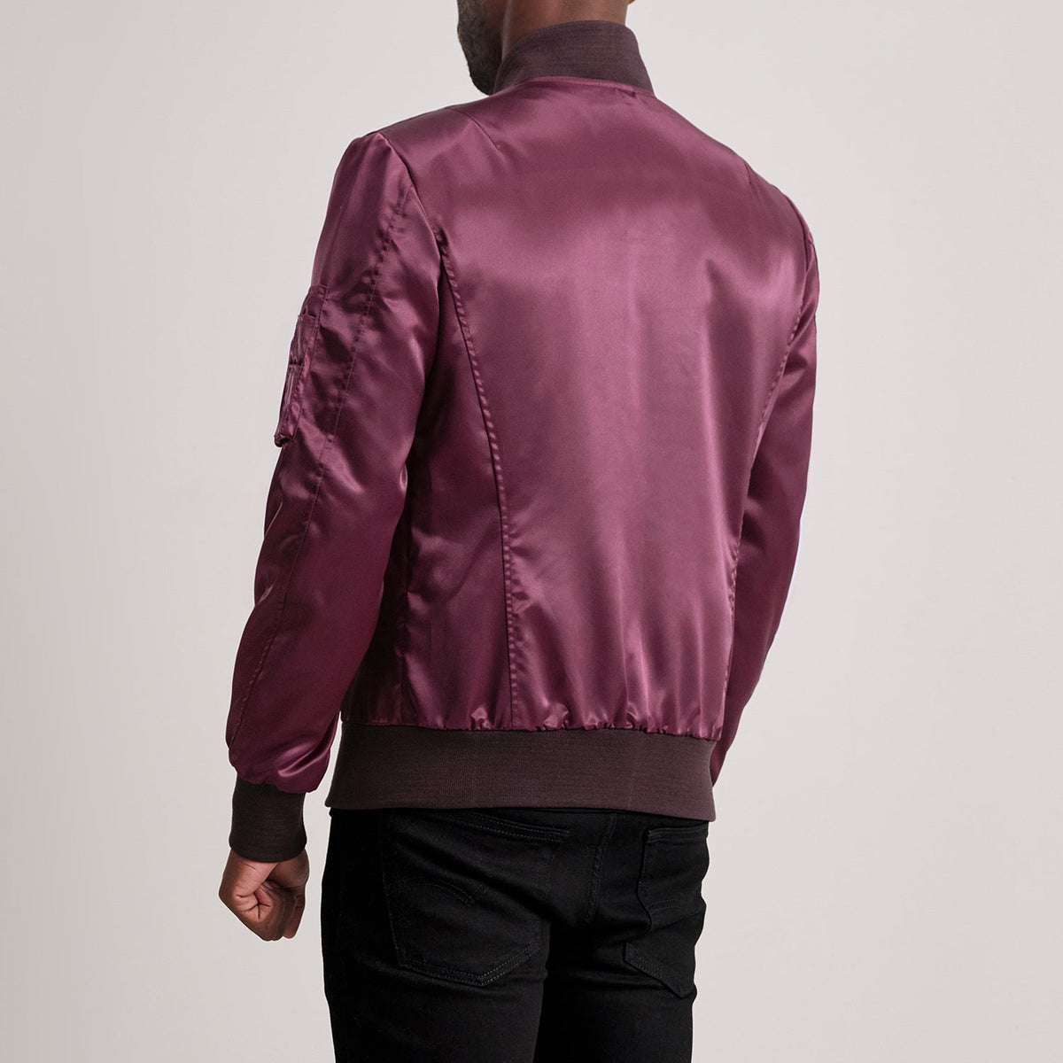 Authentic Satin Grain Texture &amp; Heavy-Duty Seam Stitching Detail