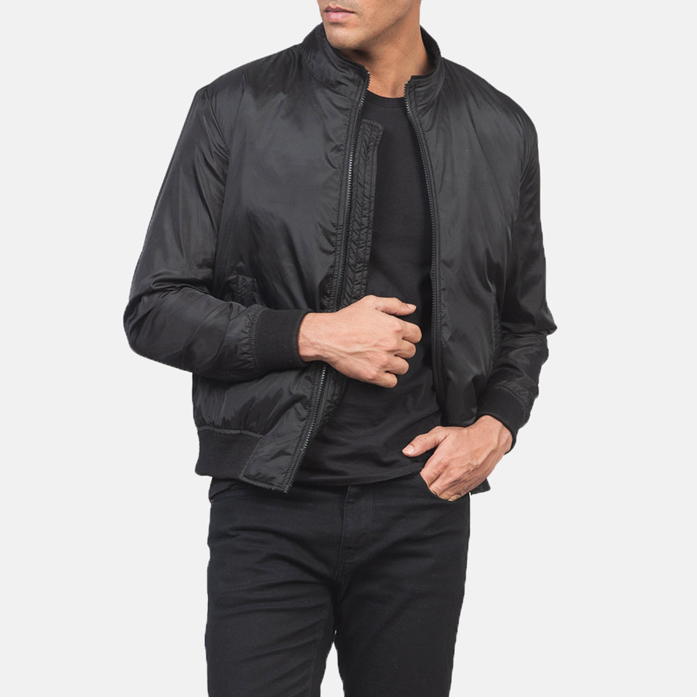 Vista interna Showing Viscose lining &amp; Dual Inside Utility Storage Pockets