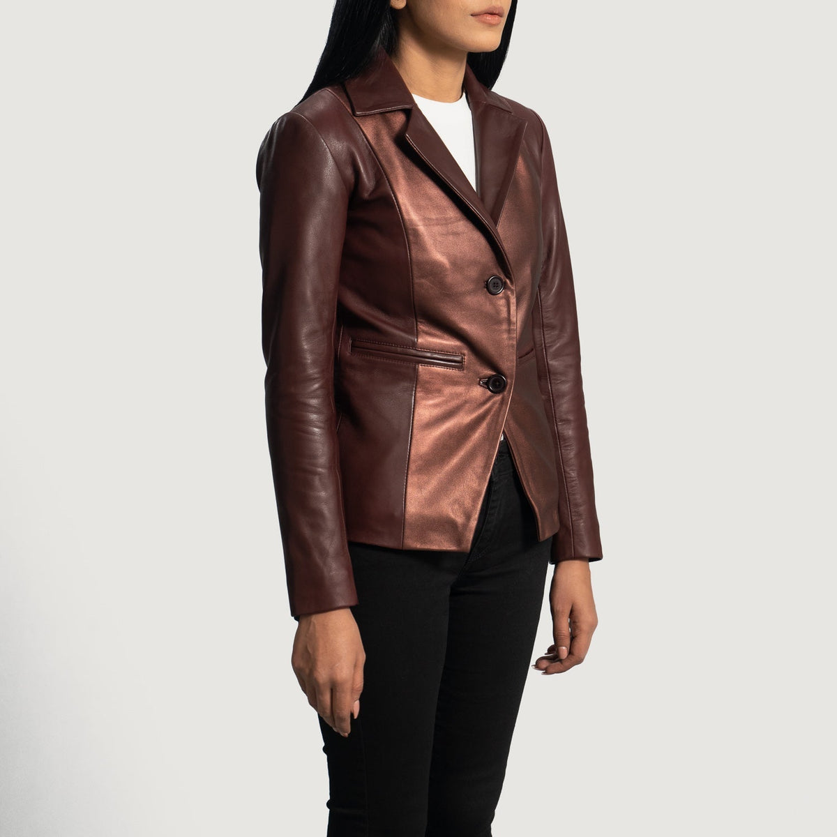 
Maroon Sheepskin leather Blazer - Vista posteriore con spalle definite e orlo pulito