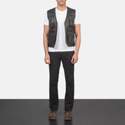 Men's Safari Marrone Gilet in Pelle da Uomo - Lateral Side Profile View Showing Sleeve Cut &amp; Athletic Taper Fit