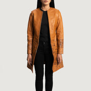 Women's Sandy Cuoio Dye Cappotto in Pelle da Donna - Lateral Side Profile View Showing Sleeve Cut &amp; Athletic Taper Fit