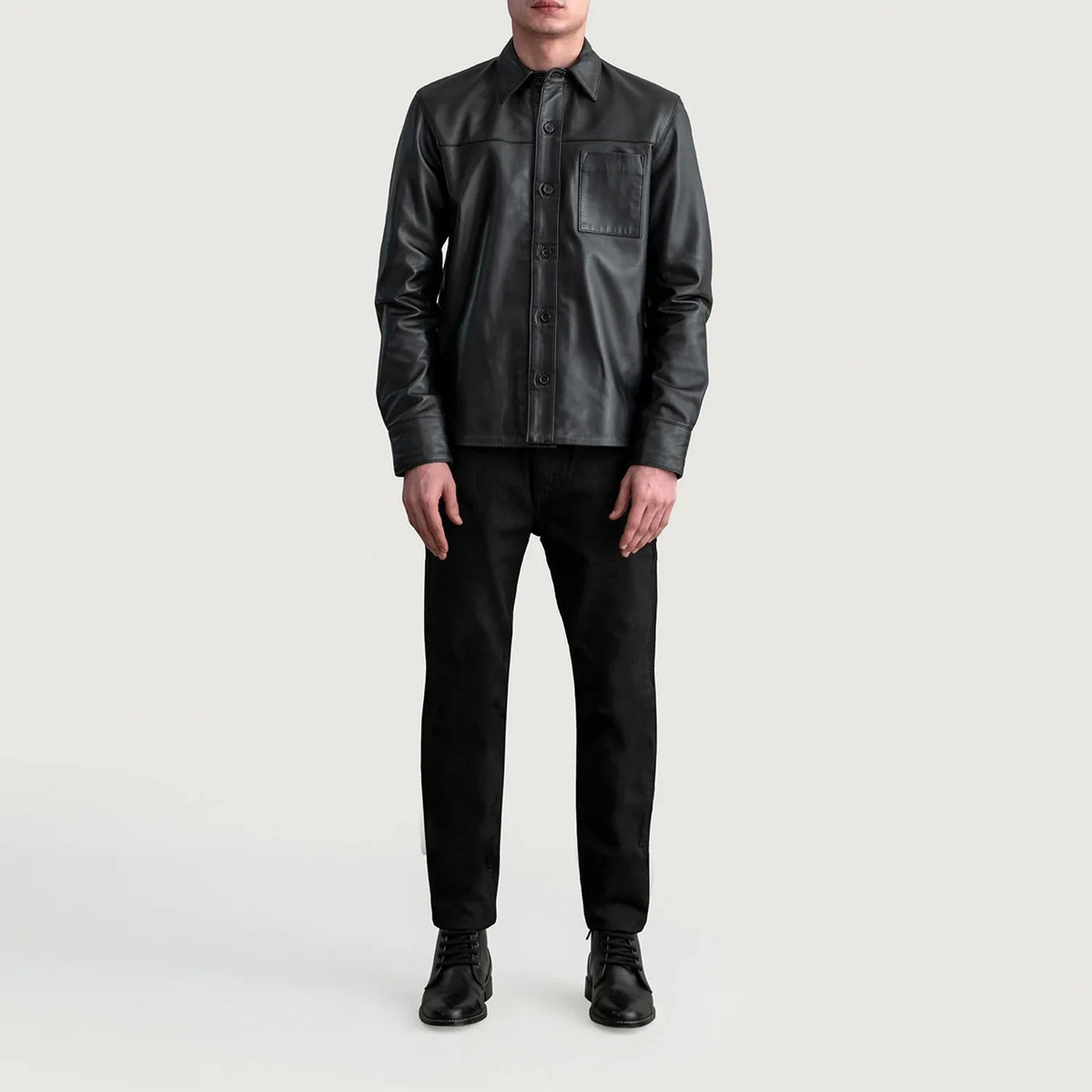 
Dettaglio ravvicinato of Shirt & Buttons Hardware on Scout Nero Leather Shirt da Uomo