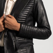 Women's Selina Nero Blazer in Pelle in Pelle da Donna - Lateral Side Profile View Showing Sleeve Cut &amp; Athletic Taper Fit