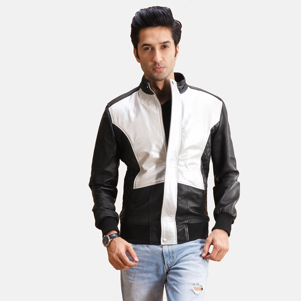 
Spade Silver Nero Bomber in Pelle da Uomo in Black Sheepskin Leather - Vista frontale e silhouette sartoriale | Acquista online