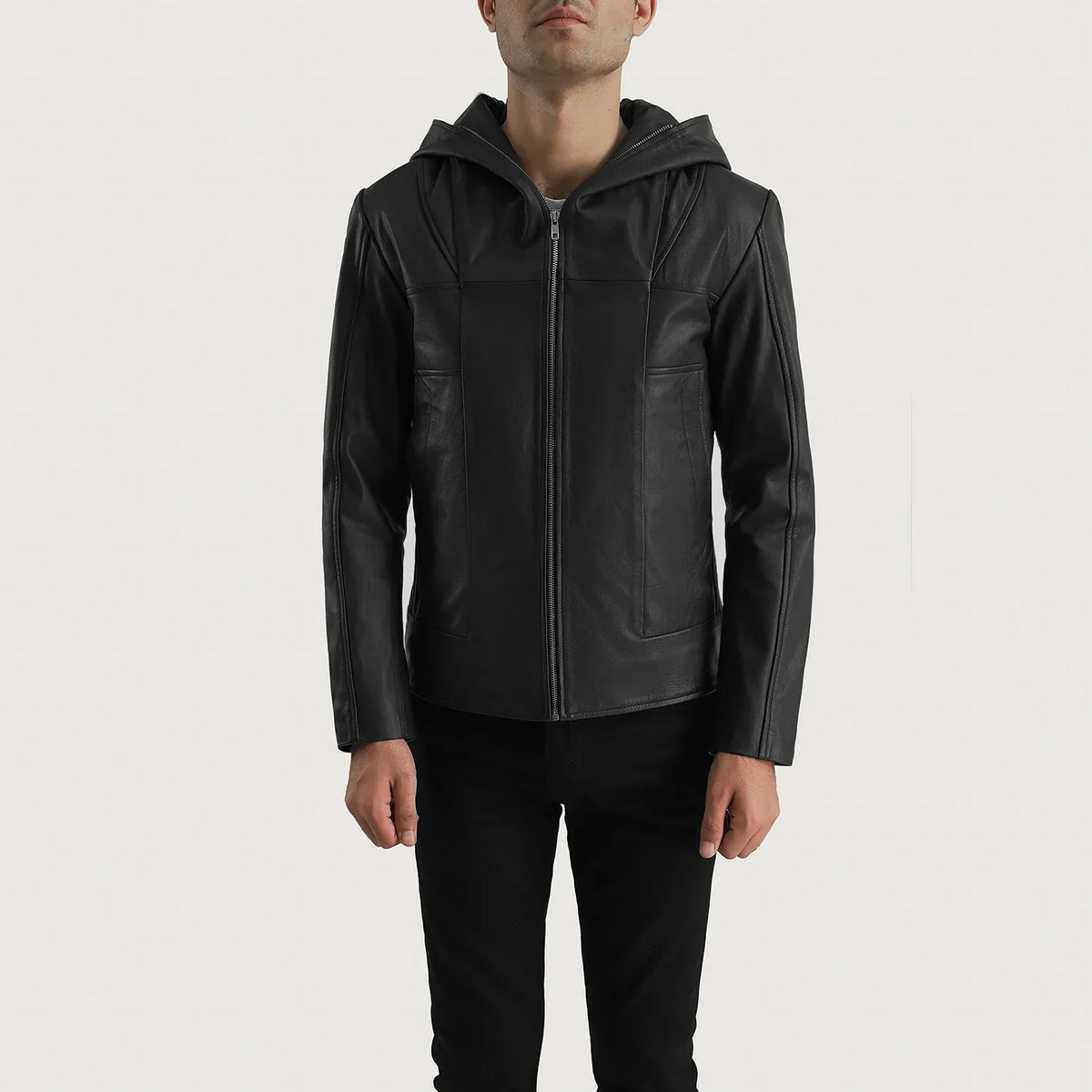 
Black Goatskin Leather Hooded Jacket - Vista posteriore con spalle definite e orlo pulito