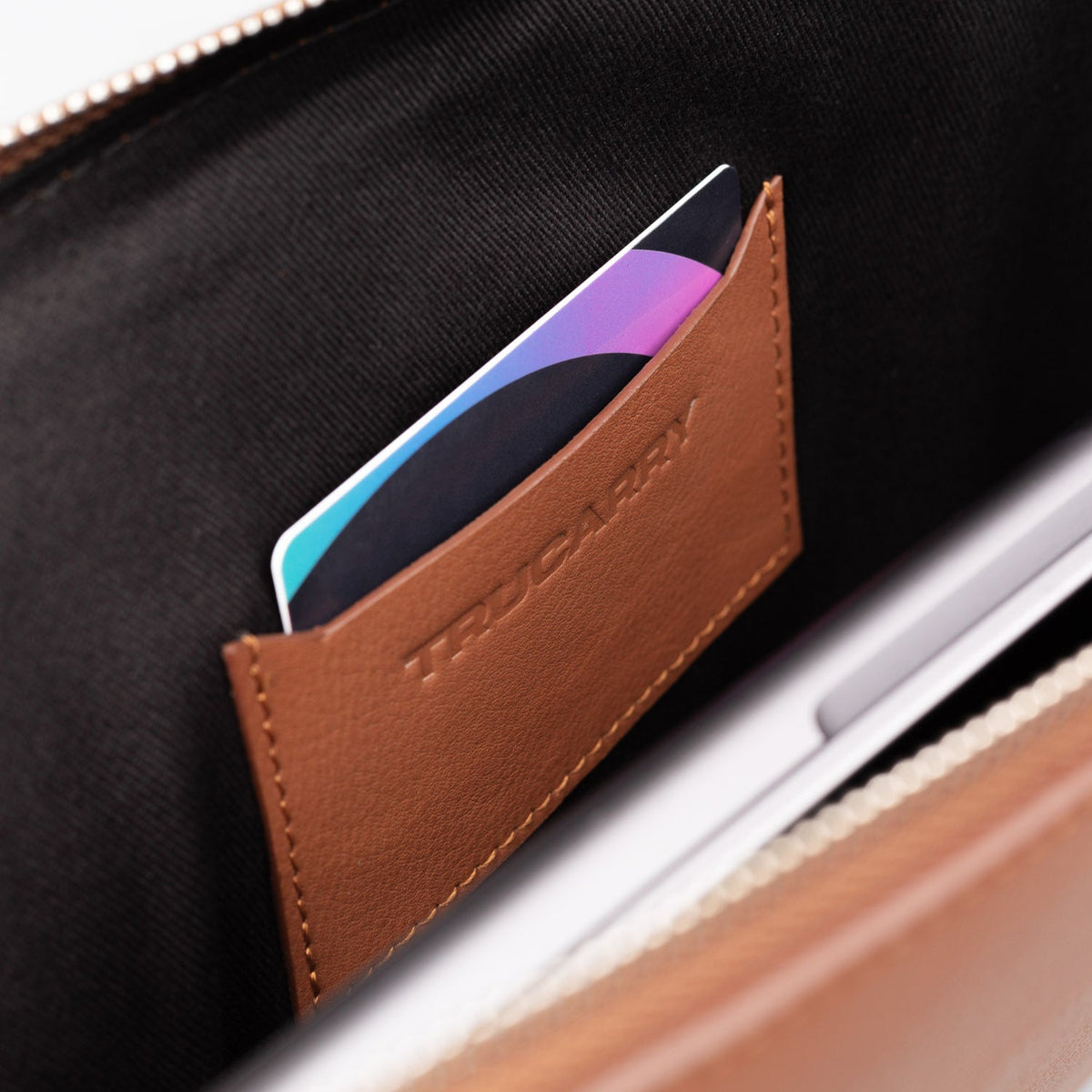 
Vista interna Showing Cotton Twill & Due tasche interne funzionali