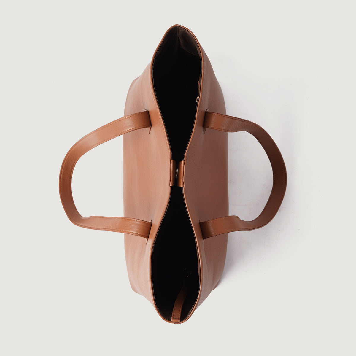 
The Bianca Borsa tote in pelle – alternate product view 5