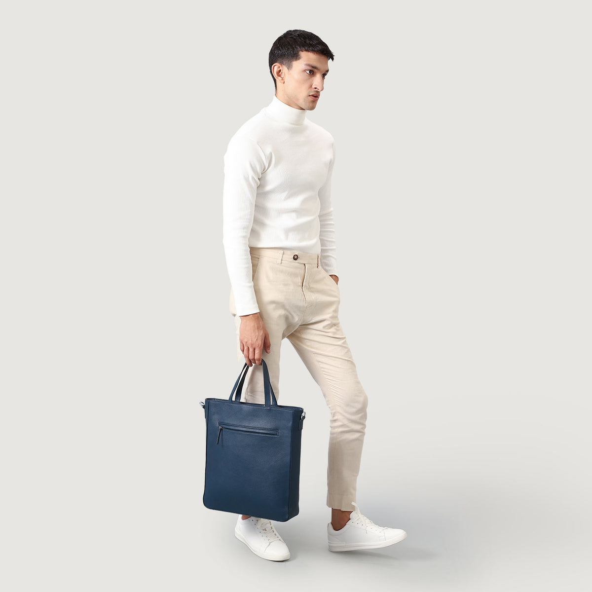 
The Poet Borsa tote in pelle – alternate product view 9