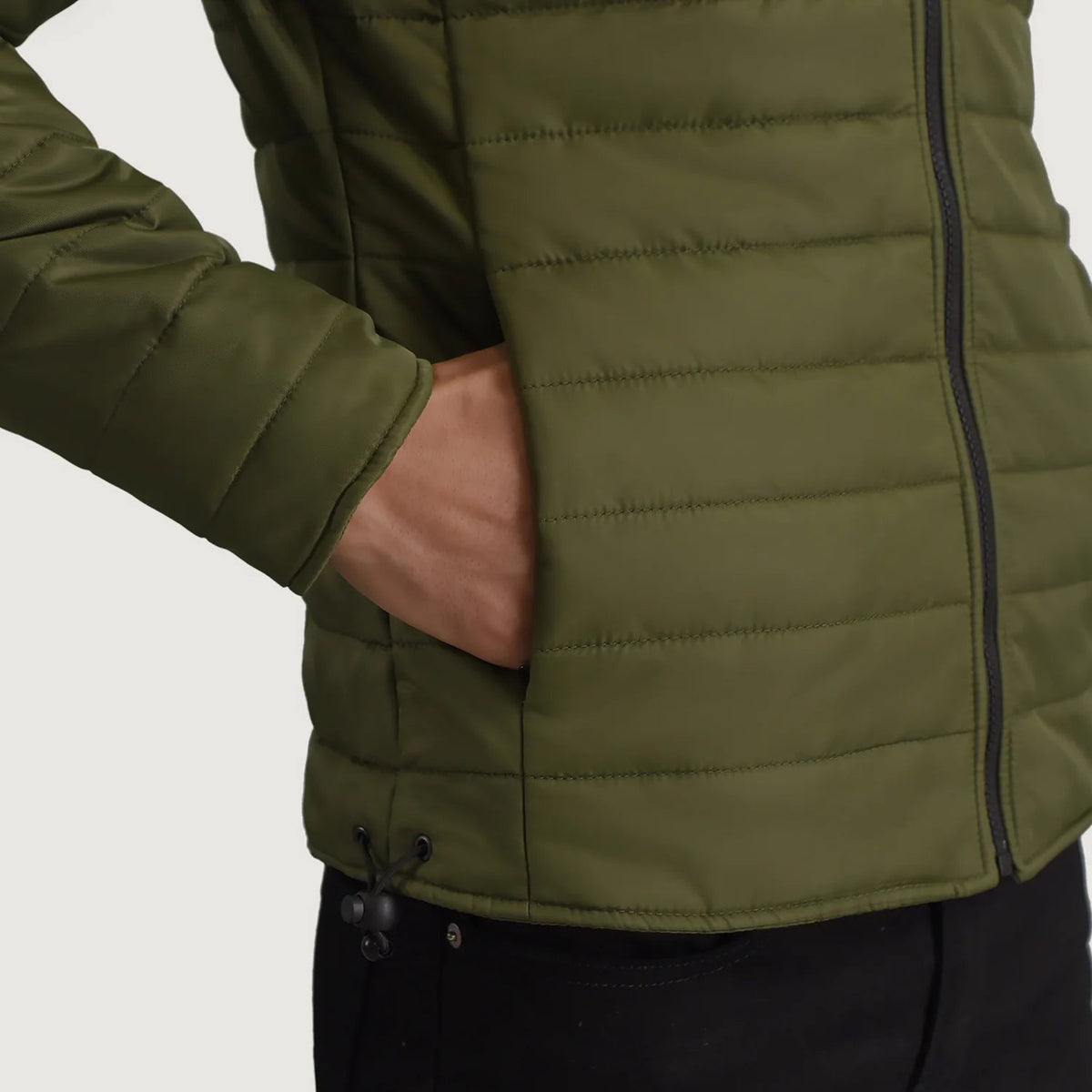Vista interna Showing Quilted Viscose Lining &amp; Dual Inside Utility Storage Pockets