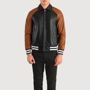 Dettaglio ravvicinato of Shirt collar &amp; Zipper Hardware on Walton Blue Leather Varsity Jacket