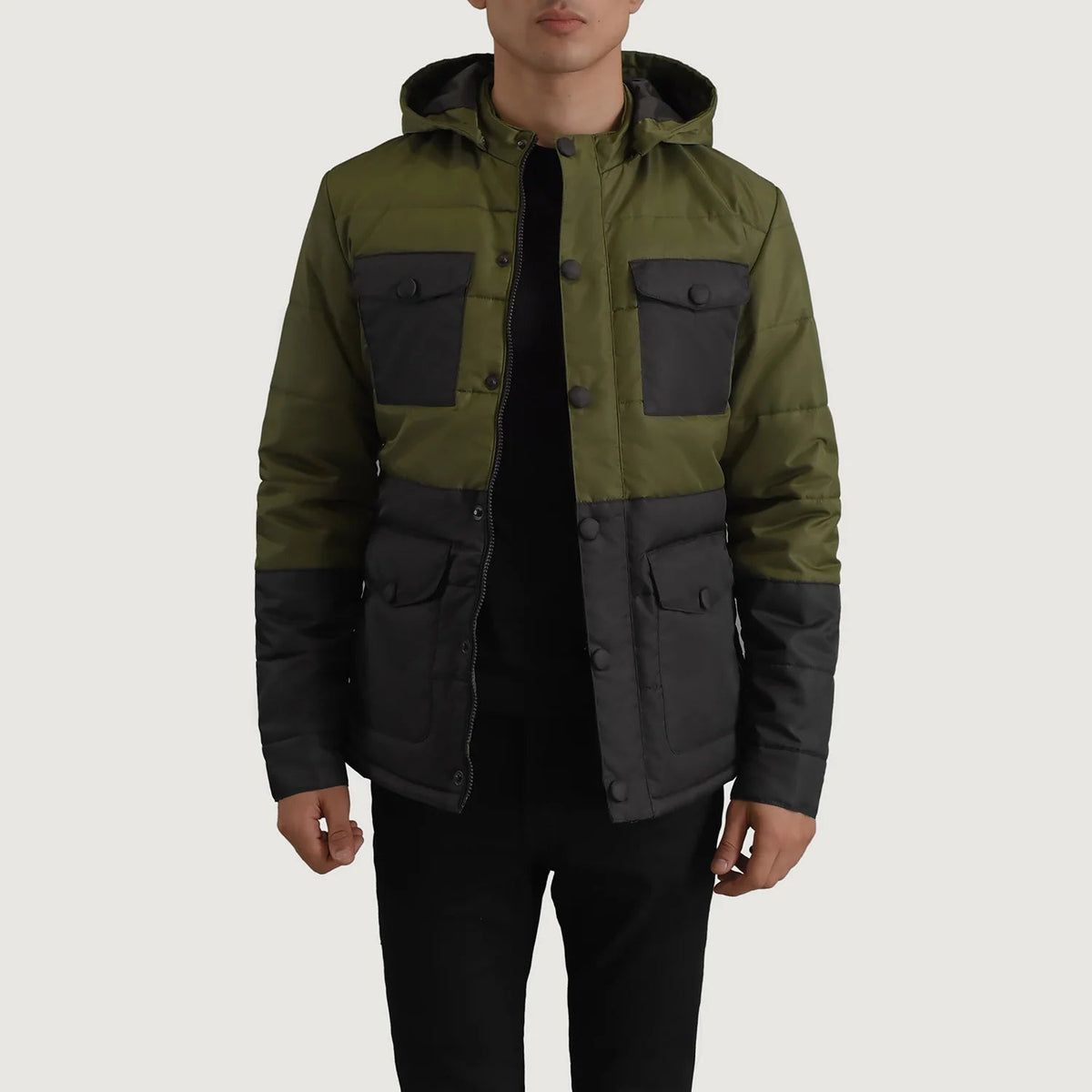 
Wayne Nero & Verde Hooded Puffer Giacca in Pelle da Uomo in Black + Green Full-Grain Leather - Vista frontale e silhouette sartoriale | Acquista online