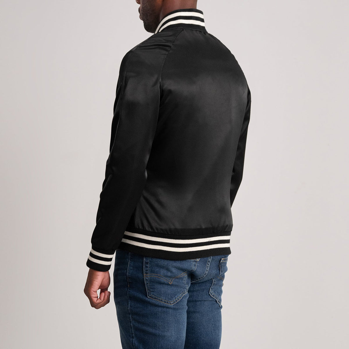 Authentic Satin Grain Texture &amp; Heavy-Duty Seam Stitching Detail