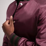 Vista interna Showing Quilted Polyester Lining &amp; Dual Inside Utility Storage Pockets